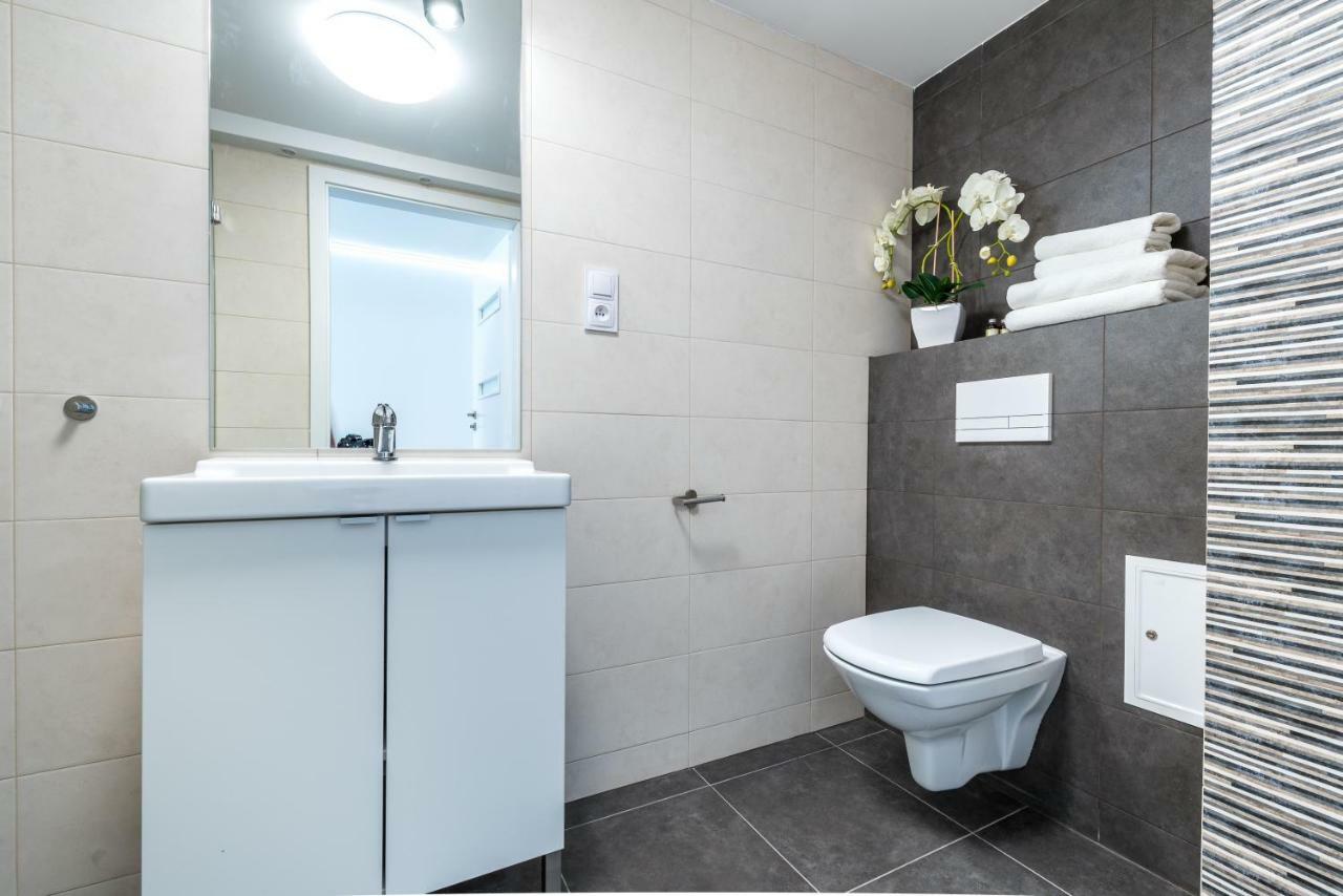 شقة Panorama Twin Loft Superior بوزنان المظهر الخارجي الصورة