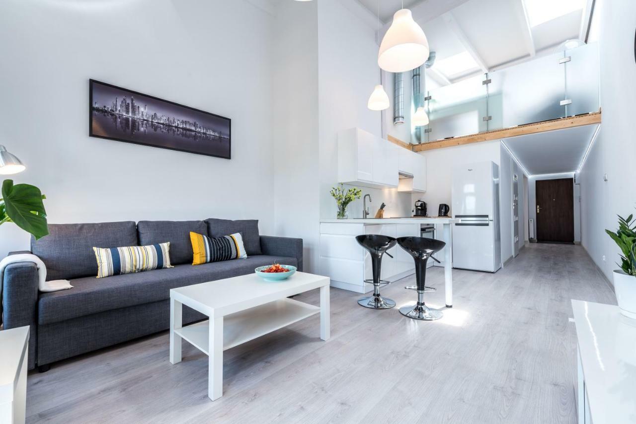 شقة Panorama Twin Loft Superior بوزنان المظهر الخارجي الصورة